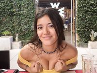 Lizbette Huerta: Short Shorts Sweetheart with Big Boobs and Fantastic Booty Bounces