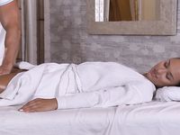 mielőtt megdugatja."