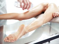 Blonde Cutie Slims Down Her Masseur After a Relaxing Hot Oil Massage