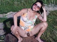 Diana Ananta: Amateur Babe Fucks Half-Eaten Banana Inside Her Pussy