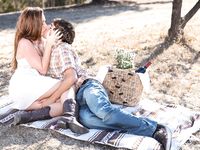 Sexy Girlfriend Maddy O'Reilly Gets Proposed to and Fucks on a Romantic Date. 
Seductive GF Maddy O'Reilly Proposed to & Fucks on Romantic Date.