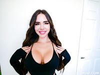 Raven-Haired Bombshell Suttin Can't Wait to Get Fucked
