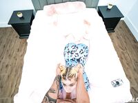 Blonde indie Rose Gets Fucked Up-Close