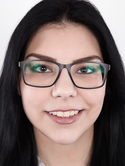 Geeky Amateur Klaudie Strips Down in Debut Scene
