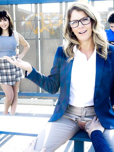 Mature Summer Stevens Lusts for Big Cock and Fucks Publicly