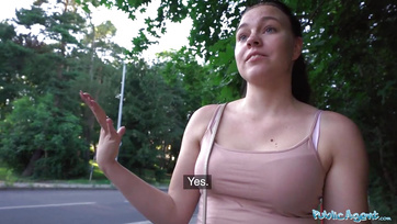 Street Agent Bangs Sexy Long-Legged Girl Outdoors