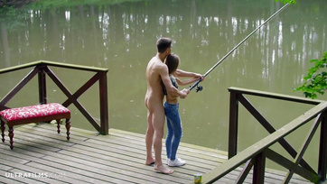 Desirable Teen and Handsome Stud Hook Up on the Pier