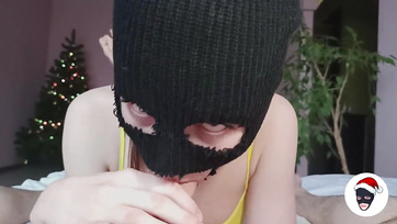 My stunning babe sucked my huge cock in a balaclava