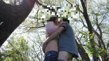 Russian Couple Gets Frisky in the Public Park