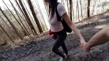 Fucking Outdoors with My Busty Babe Was Worth Taking Her on a Hike