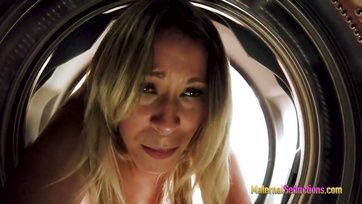 Stuck in the Dryer, I Slid into My Seductive Stepmom's Pussy
