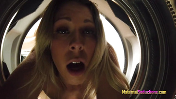 Stuck in the Dryer, I Slid into My Seductive Stepmom's Pussy