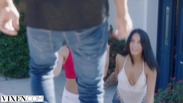Sharing the Hot Guy Among Horny Friends