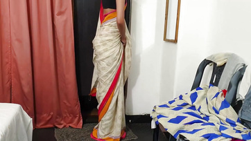 Amateur Indian Cutie Takes His Tool Standing Up