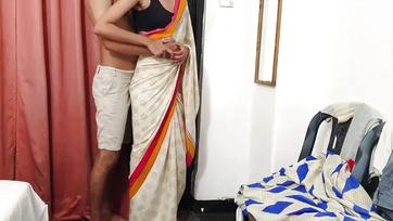Amateur Indian Cutie Takes His Tool Standing Up