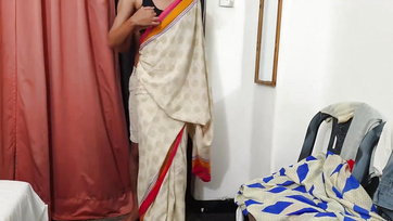 Amateur Indian Cutie Takes His Tool Standing Up