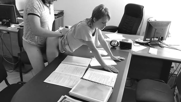 Office Hidden Camera Catches Boss Banging Cute Secretary