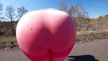 Big-assed slut teased me on the street and I came in her pussy right there