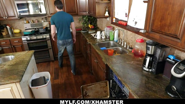 Stepmom Thanks Stepson with a Good Fuck