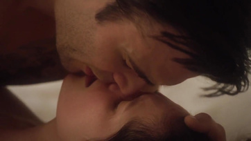 Passionate Kissing Leads to Thick Cock Sliding into Pussy
