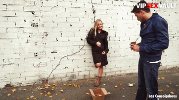 Blonde Babe Joyfully Joins Young Couple as Third