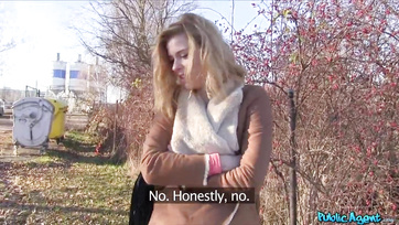 Gas Trickery: Persuading a Stranger Girl to Give Head Easy-peasy