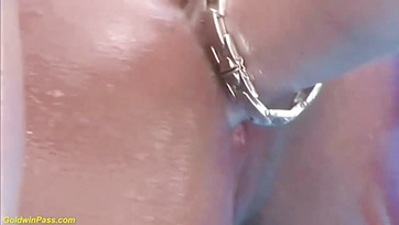Stepson Rammed His Sexy Stepmom and Fist-Fucked Her Juicy Muff