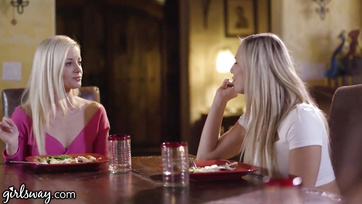Wild Girls Devour Each Other's Muffs After Partying