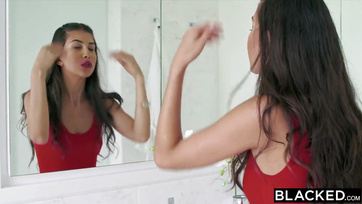 Sexy white babe handles 2 huge cocks like a pro