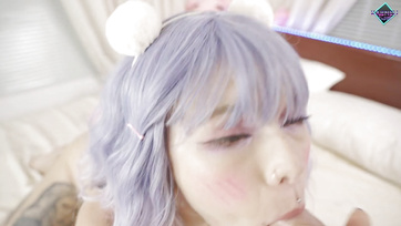 Guy Sprays Cum on Adorable Girl After Skillfully Blowing Him