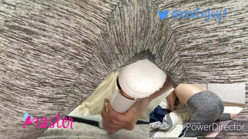 Soaked Yoga Instructor Vibing Her Pussy