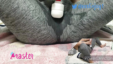 Soaked Yoga Instructor Vibing Her Pussy