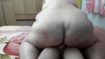 Hungry Nympho Wife's Massive Pussy Takes on a Thick Cock