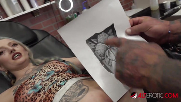Teen with a pierced pussy sucks cock after getting inked