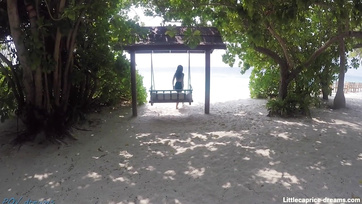 Pickup Artist Seduces and Fucks the Hottest Woman on the Maldives Islands