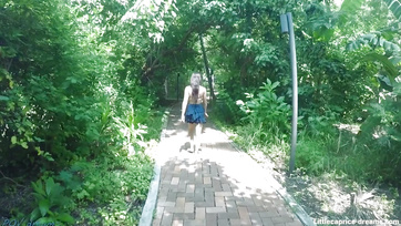 Pickup Artist Seduces and Fucks the Hottest Woman on the Maldives Islands