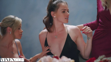 Massive Group Sex with the Sexiest Nymphomaniac Babes