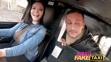 Curvy Taxi Driver Chick Loves Getting Fucked in the Back Seat