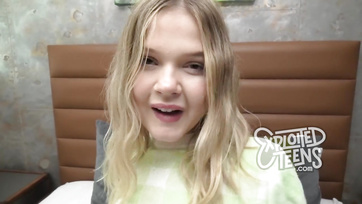 Blonde Cutie Tries Herself Out in a Porn Casting