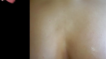 In exchange for a blowjob, my stepsister spent the night with me.
