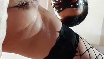 Telepumped the tight little asshole of the horny MILF mom