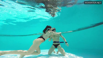 Beneath the Water, the Bold Hungarian Girl Teased the Guy's Tiny Cock