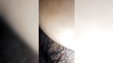 Begged the Indonesian Chick to Drop Her Pants for Me to Fuck Her Pussy
