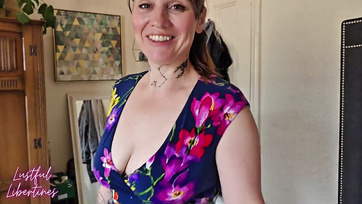 My Horny Step-Sister Got My Cock Hard and Slid it into Her Hairy Pussy