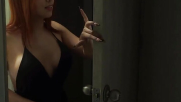 Késő este beosontam a mostohahúgom hálószobájába hogy meglovagoljam a helyes pasija faszát