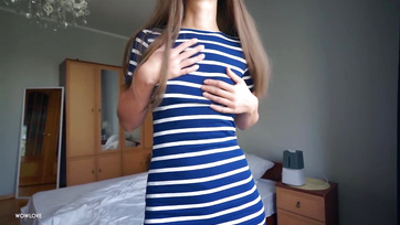 Bedugni nem hagyta a puncijába a perverz mostohaanyukám de segített belespriccelni a bugyijába