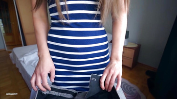 Bedugni nem hagyta a puncijába a perverz mostohaanyukám de segített belespriccelni a bugyijába