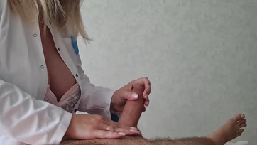 Nem gondoltam volna hogyha felkeményedik a farkam masszázs közben a csaj kérdés nélkül kiveri