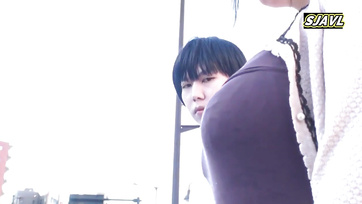 A buszon dugatta meg a pinácskáját a lyukas harisnyájában a felizgult kínai csajszi