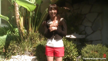 A gyönyörű ázsiai cserediák összes lyukát megtömték a nagyfarkú amerikai srácok